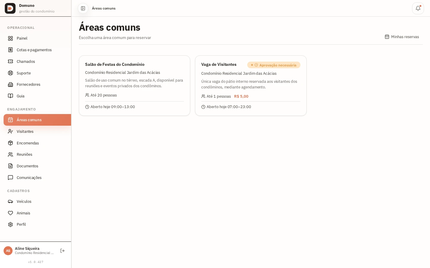 Áreas comuns disponíveis para reserva com regras e status.