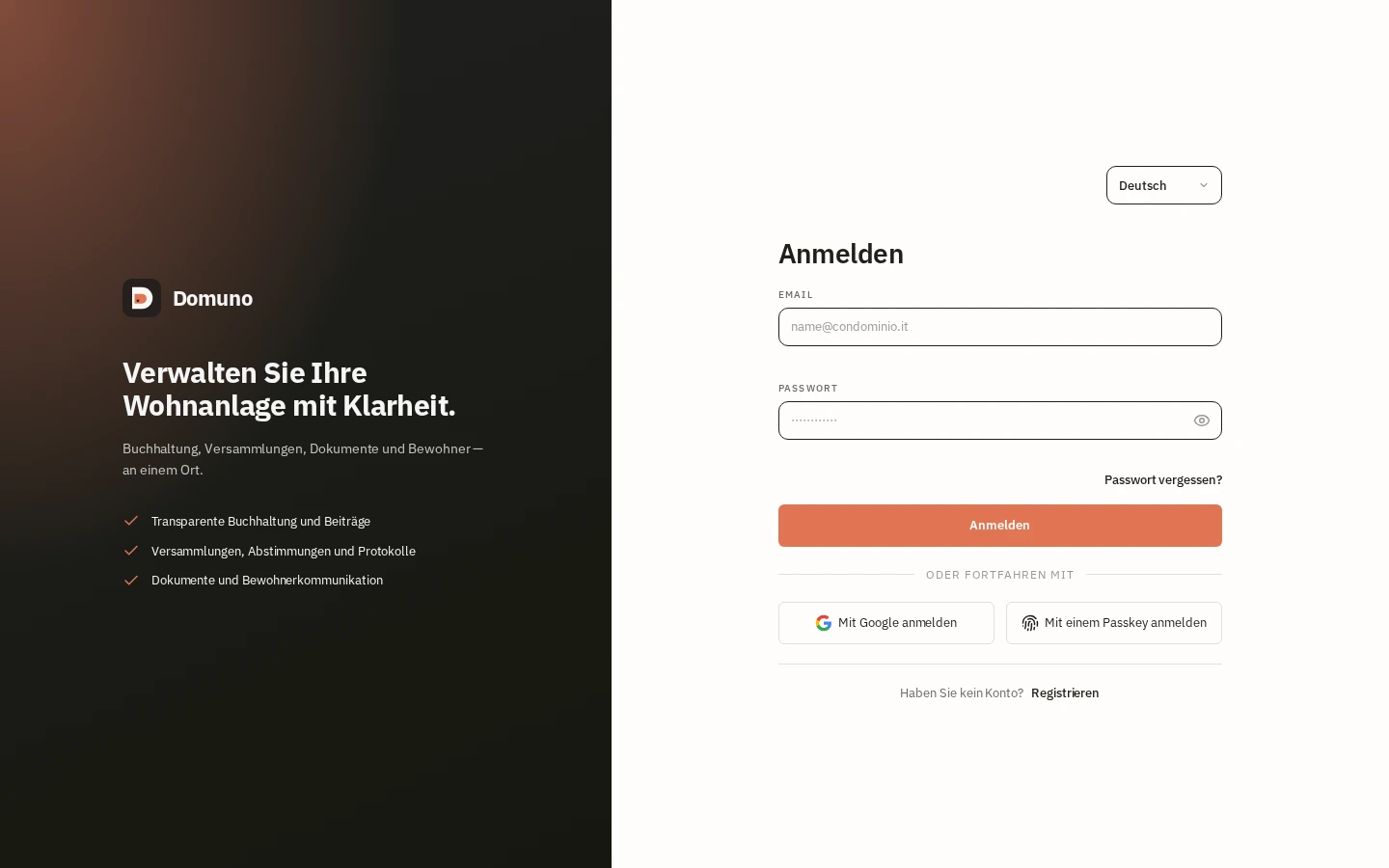 Anmeldeschirm mit Sprachauswahl und Anmeldung per E-Mail und Passwort.